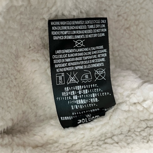 Volcom Beige Jacket Coat with Black Roses Sherpa Lined Women’s size Small 10 - Picture 8 of 8